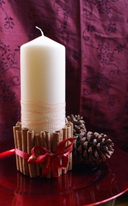 Festive Cinnamon Candle